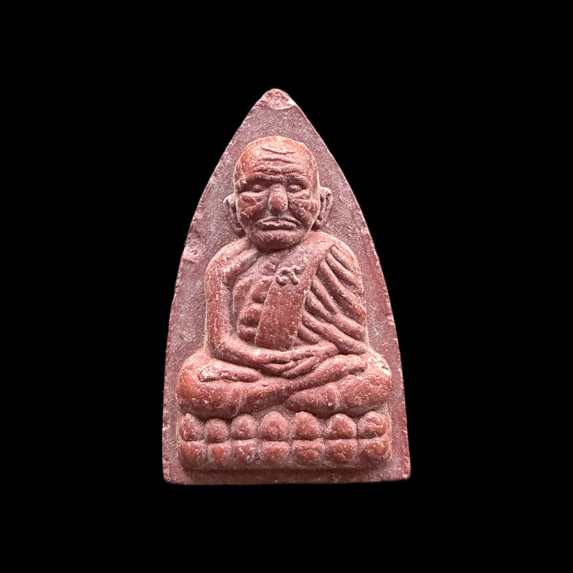 Luang Pu Thuat — Red Pointed Arch Form, front view